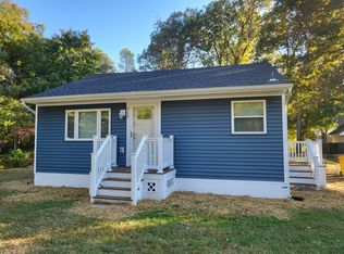 312 Julias Ln, Pasadena, MD 21122