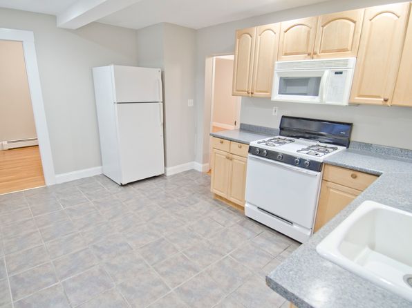 34 Turner St #1