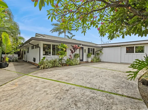 321 Kealahou Pl, Kailua, HI 96734