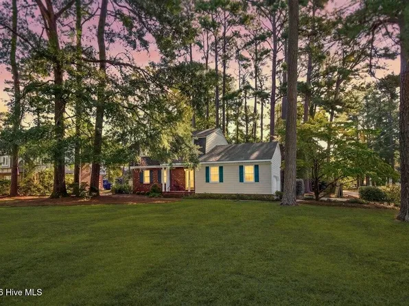 1215 S Crescent Drive, Smithfield, NC 27577