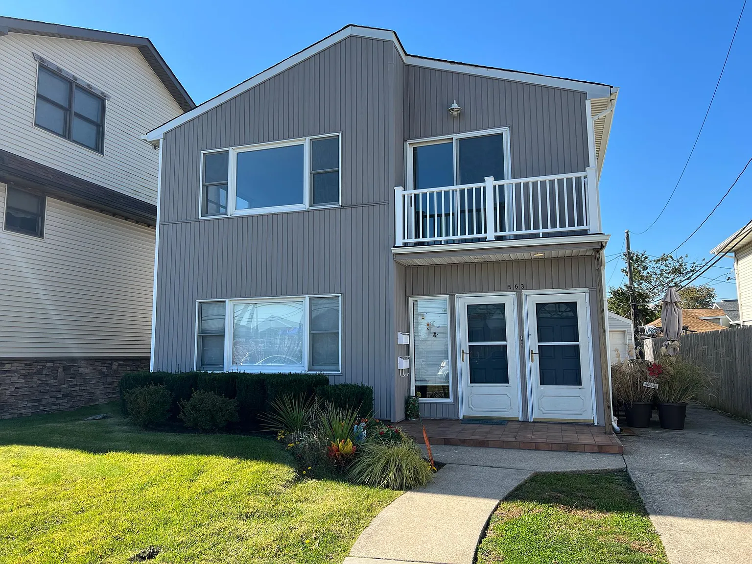 563 Neptune Blvd — Photo 1