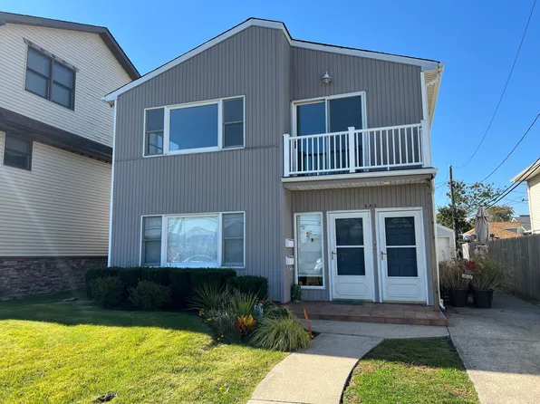 563 Neptune Blvd, Long Beach, NY