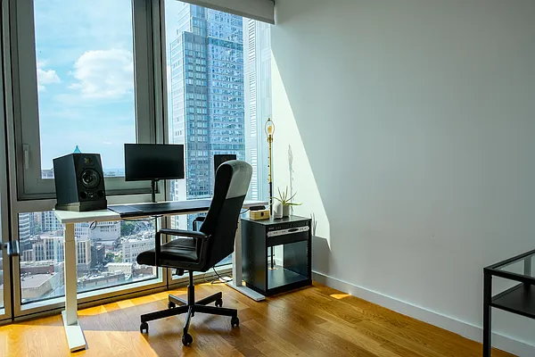 Rented by Owner | media 9