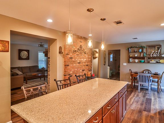 5th image of 60011 Summerford Dr