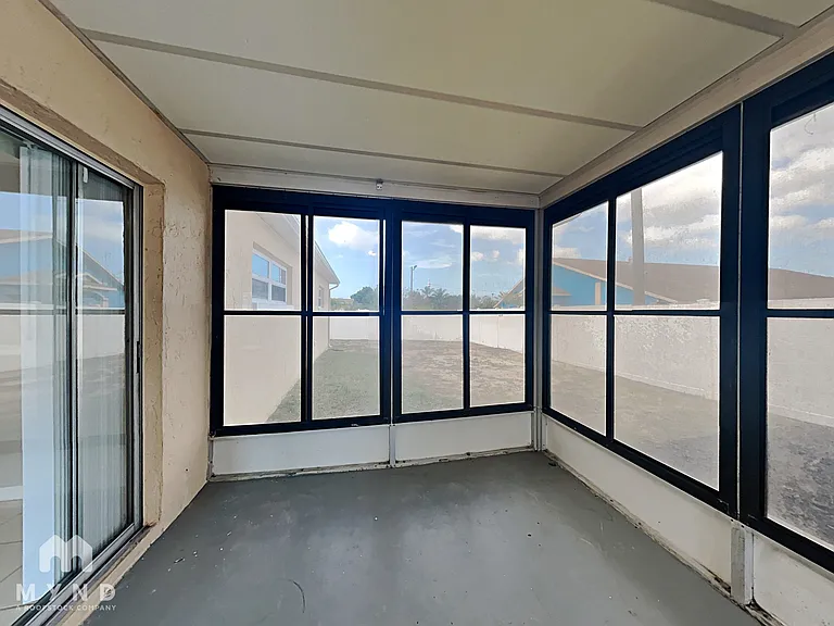 6339 Langston Ave — Photo 15