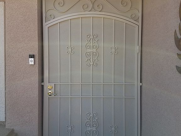 3rd image of 3408 Carbury Ct