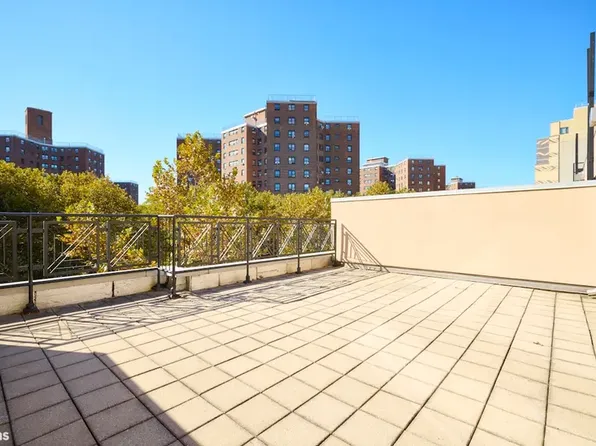 1400 Fifth Avenue image 9 of 13