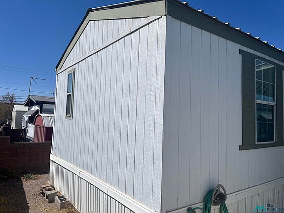 4th image of 500 E Riverside Dr
