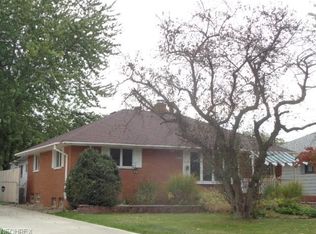 315 Gayle Dr, Sheffield Lake, OH