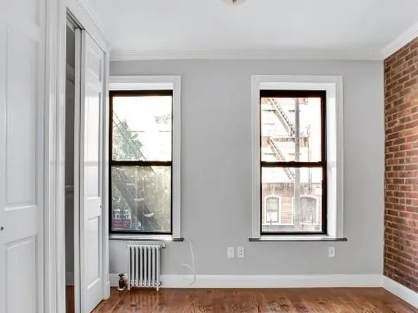 47 1/2 East 7th Street image 1 of 3