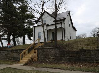 1409 Jefferson St #1, Burlington, IA 52601
