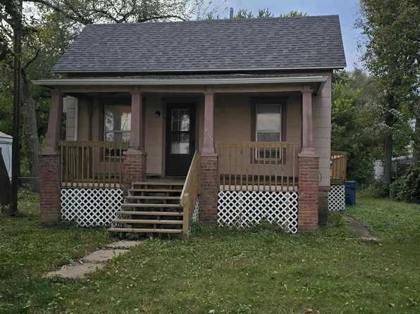 419 N 5th St, Madison, KS 66860