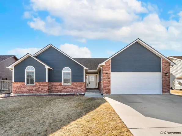2827 Thomas Rd, Cheyenne, WY 82009