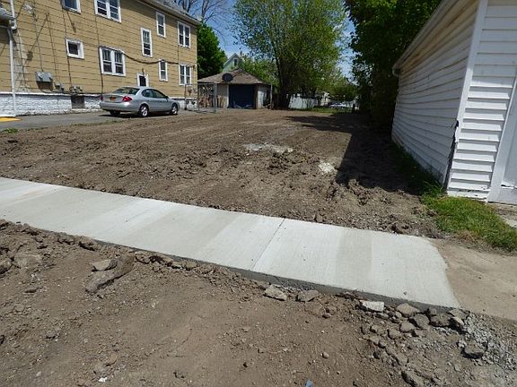 3rd image of 15 Hedwig Ave