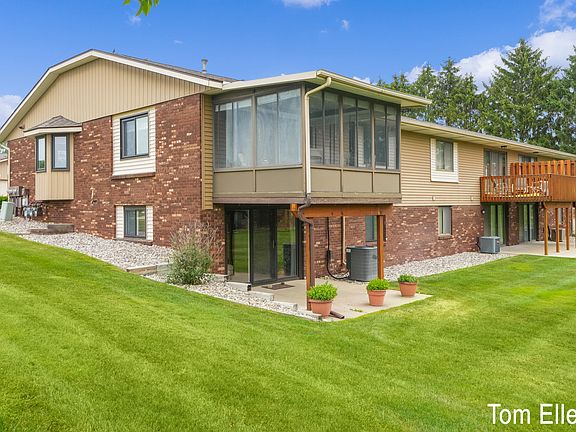 4th image of 6720 Waterview Dr SW #65