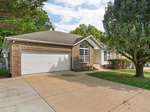 3rd image of 2261 Joann Dr