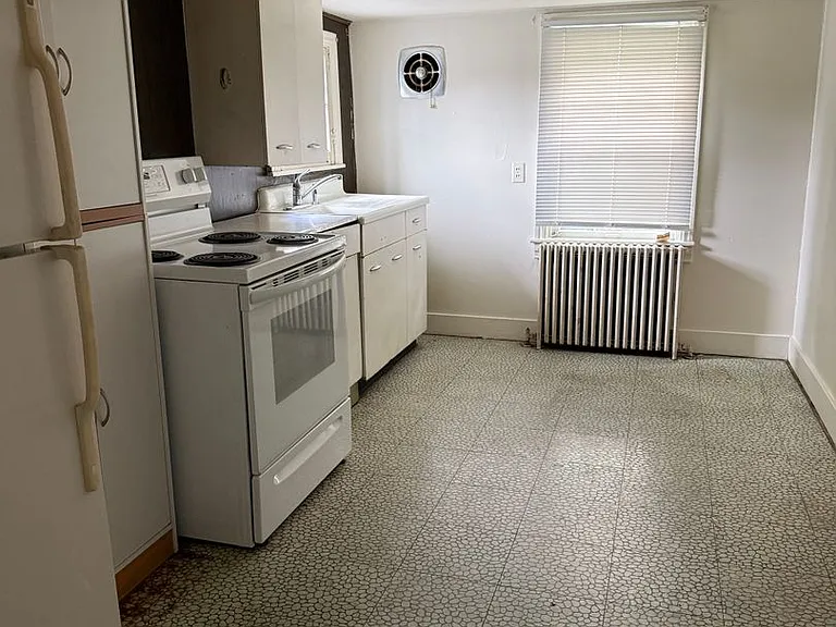 20-22 S Prince St #24 — Photo 5