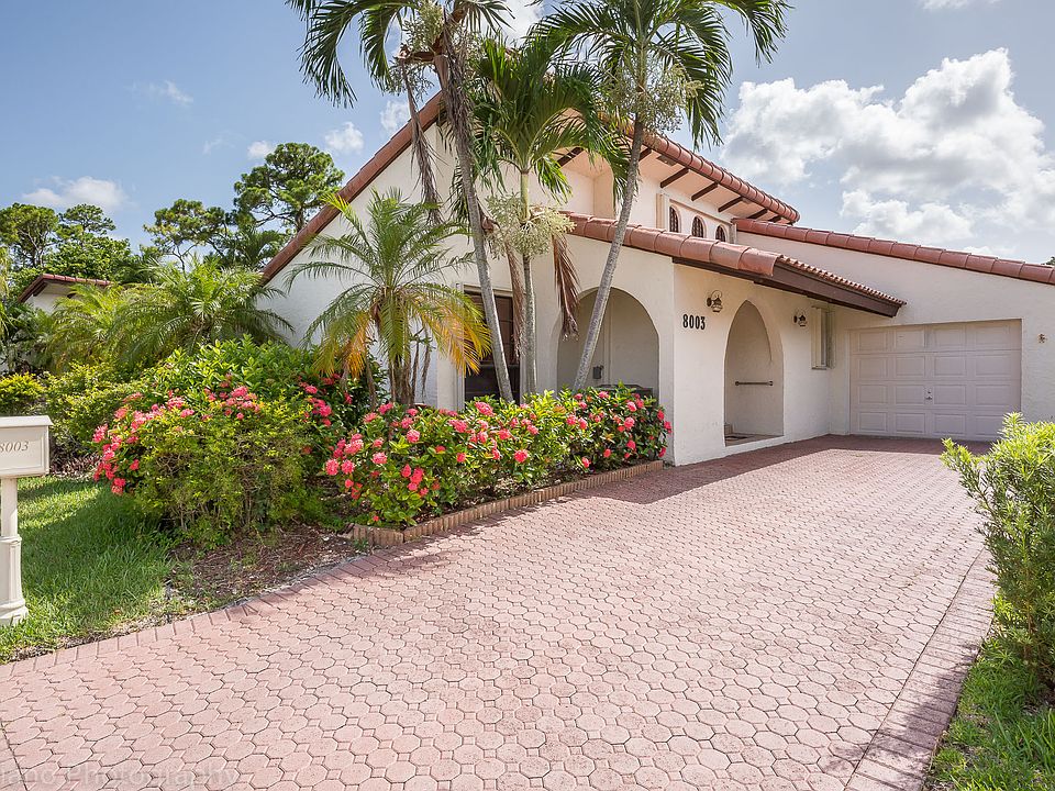 1st image of 8003 Hibiscus Cir