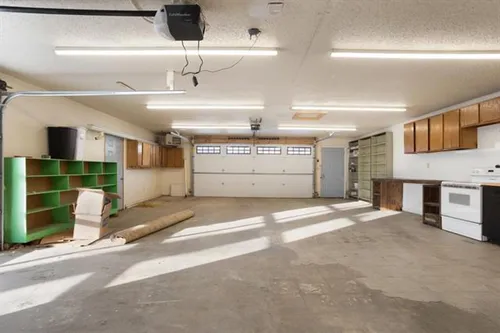 433 N Broadway Photo 1