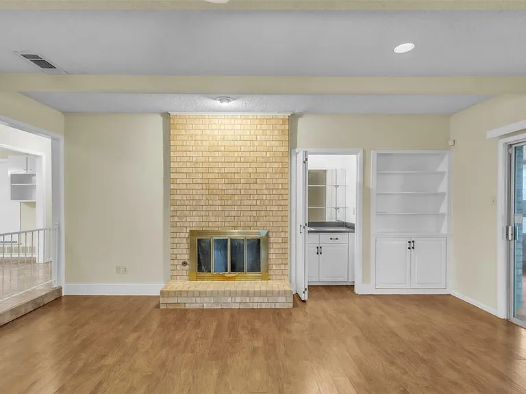 4908 Inverness Ave — Photo 5