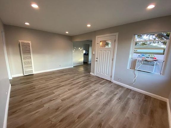 2nd image of 5628 Satsuma Ave
