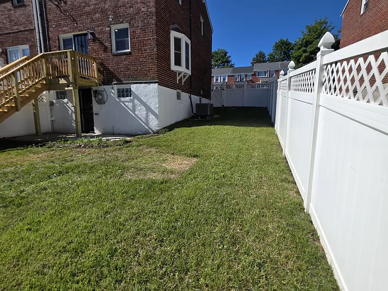 1310 Sherwood Ave — Photo 29
