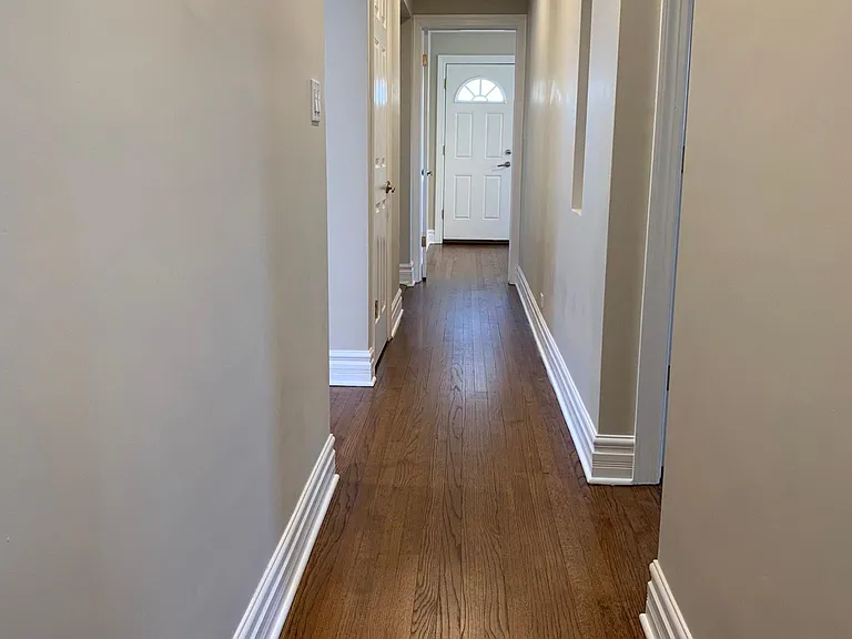 8305 E Prairie Rd — Photo 3