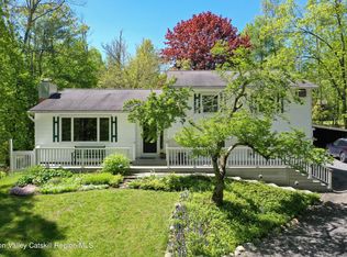 424 John Joy Rd, Saugerties, NY 12498