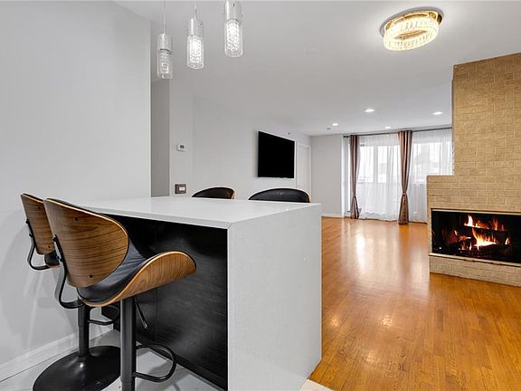 4th image of 3415 Guider Ave APT 5C