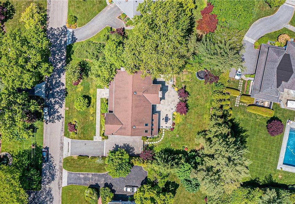 1st image of 3 Archer Lane