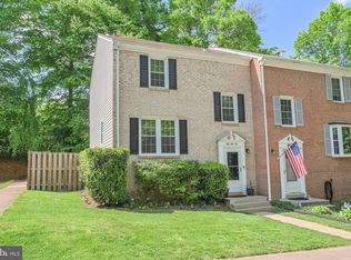5310 Danbury Forest Dr, Springfield, VA 22151