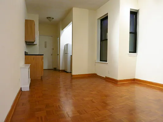 Rented by City & Suburban | media 2