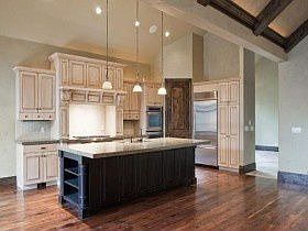 3rd image of 4940 Holladay Pines Ct