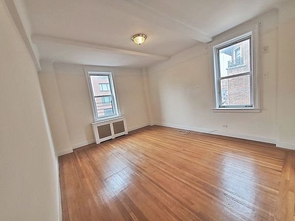 4th image of 145 E 92nd St APT 10C