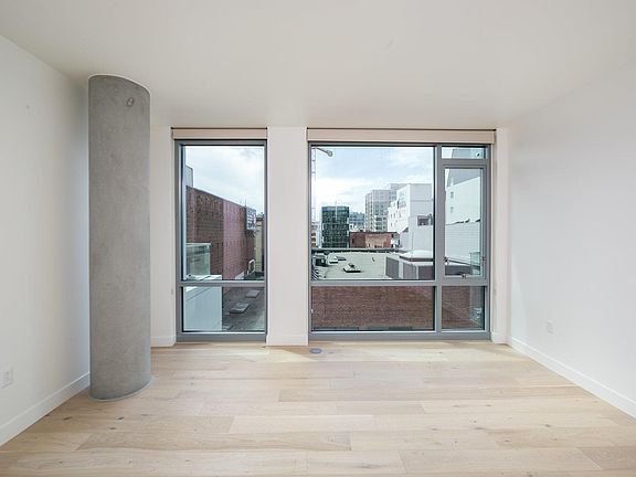 4th image of 1545 Pine St #407