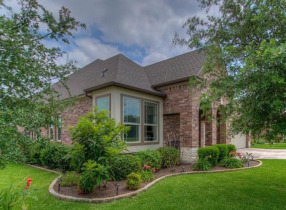 2nd image of 1800 Nicholas Zane Dr