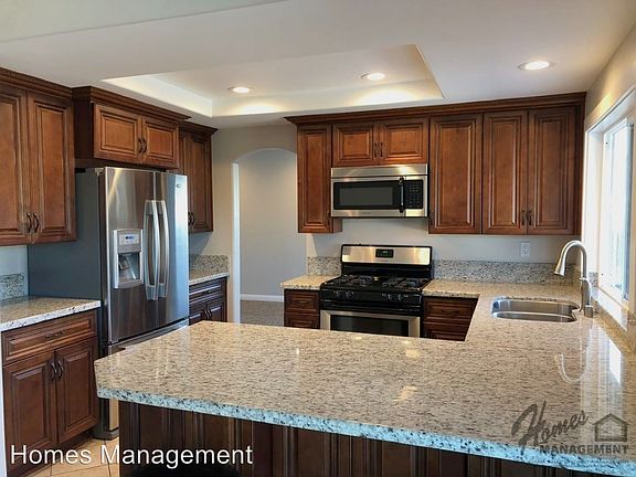 2nd image of 1310 Portola Ave