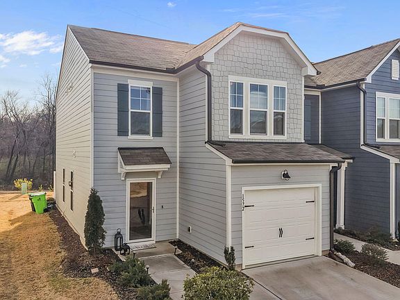2nd image of 1572 Rhodes Pond St