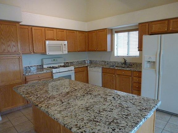 4th image of 2707 Sierra Bermeja Dr