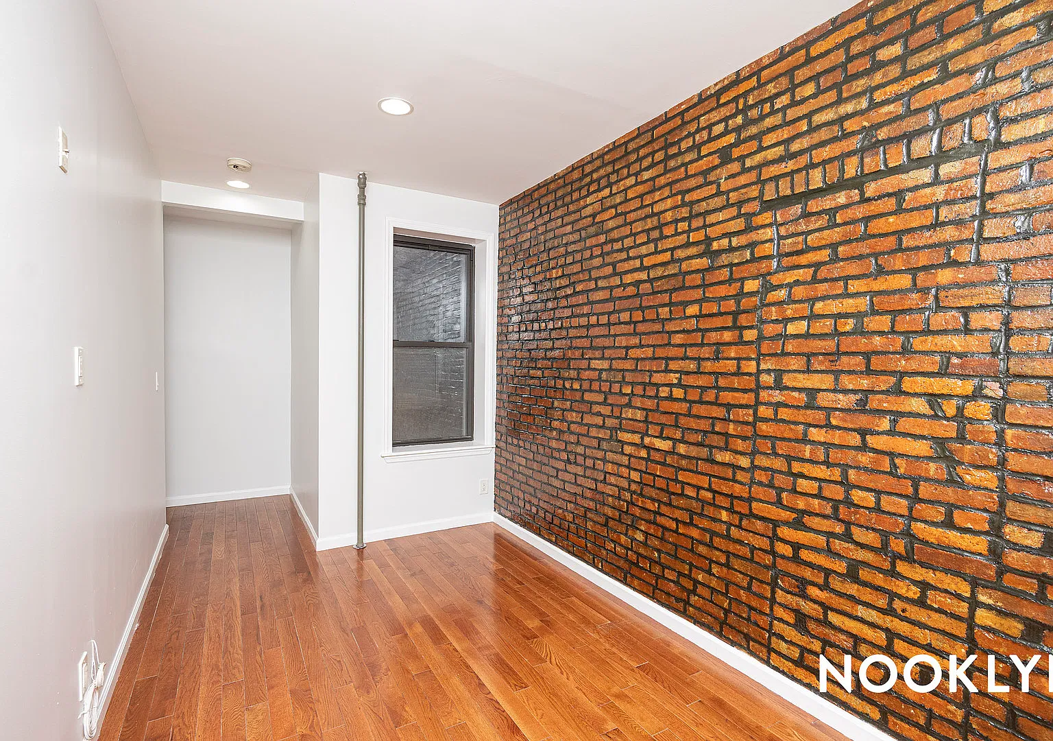 1806 George Street — Photo 4