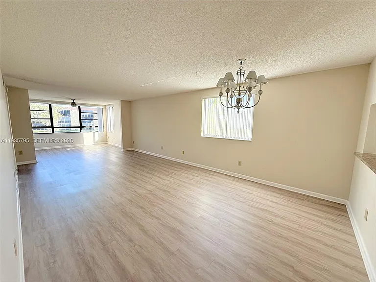 10426 E Clairmont Cir #212 — Photo 9