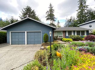 16229 SE 31st St, Bellevue, WA