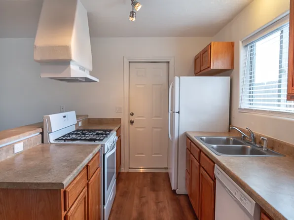 Quality, Contemporary 2 Bed 1 1/2 Bath Town Home in the North Valley, 4421 12th St NW #3, Albuquerque, NM 87107