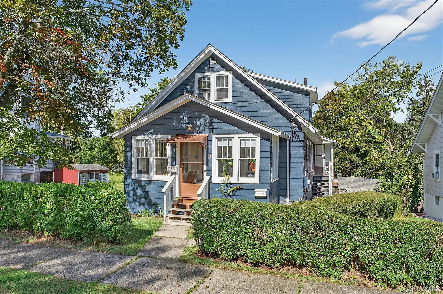 41 California Avenue photo 1
