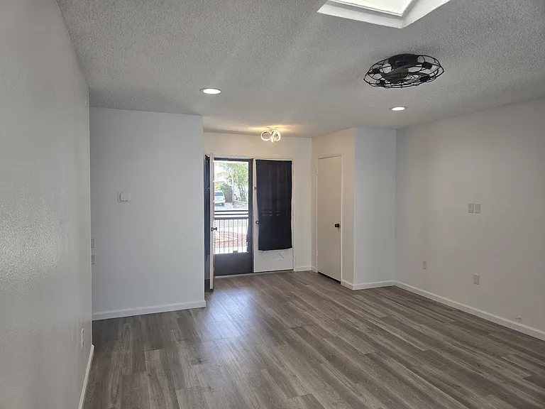 27055 Fan Ln — Photo 20