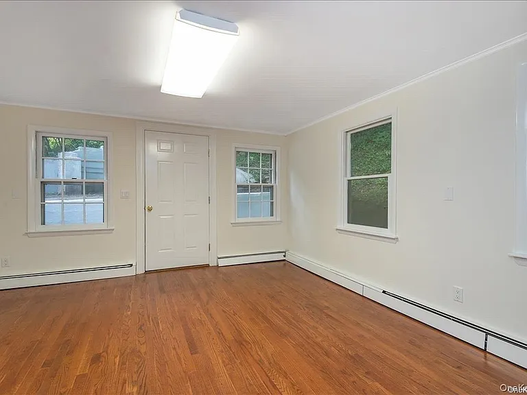 10 Plum Beach Point Rd — Photo 9