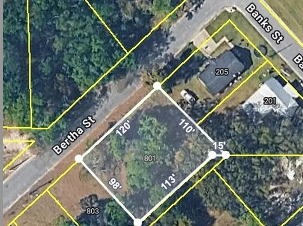 801 Bertha St, Waycross, GA 31503