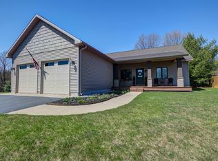 662 Becca Ln, Traverse City, MI 49685