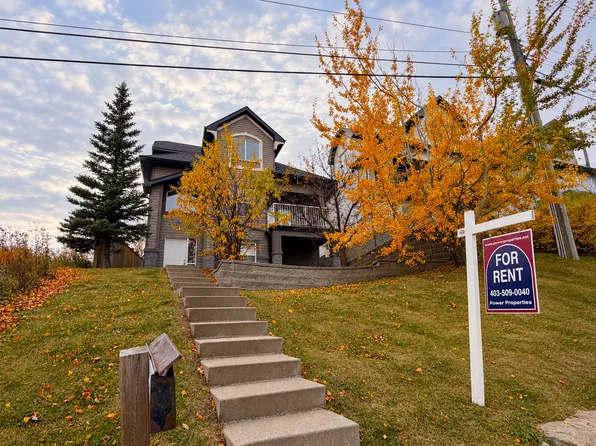 1331 8th Ave NE, Calgary, AB T2E 0P2