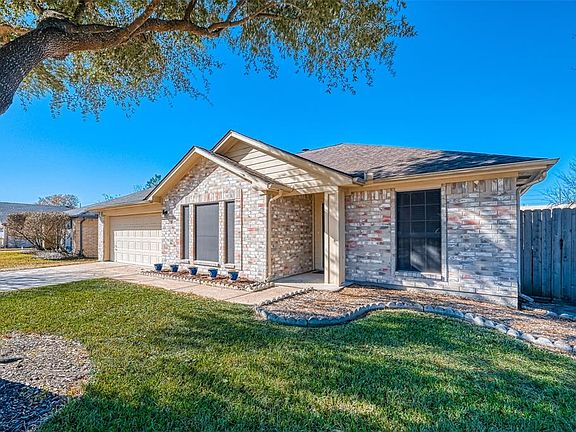 2nd image of 1218 Summer Park Ln